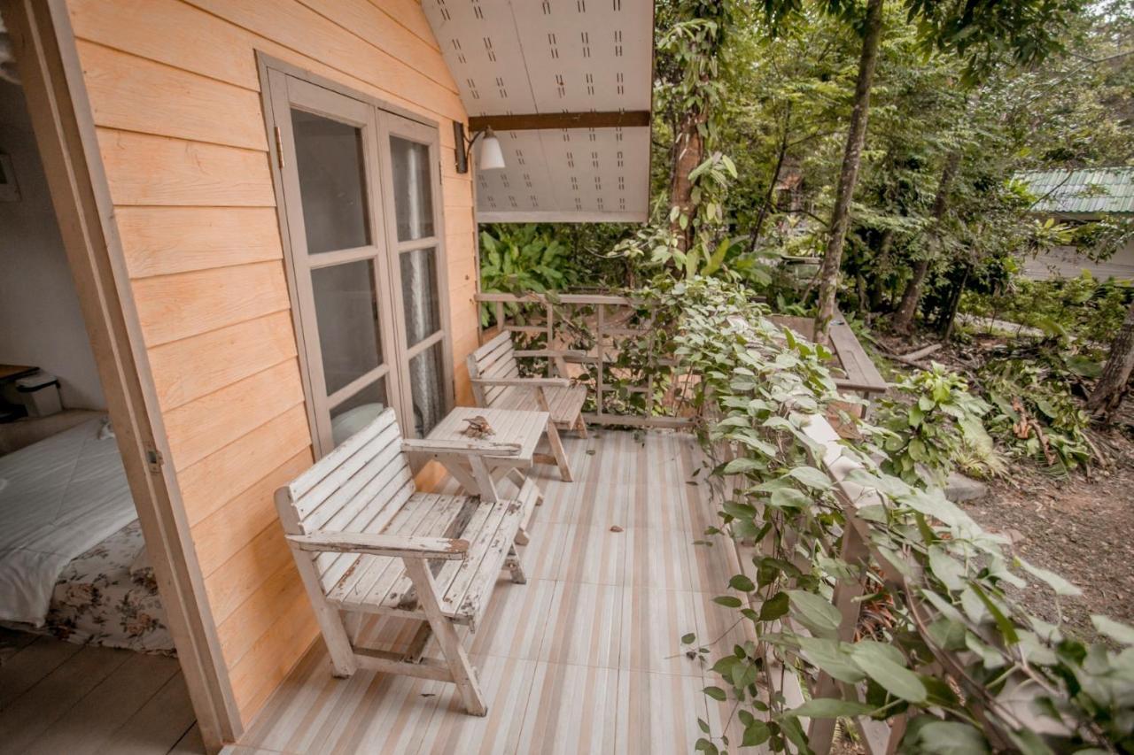 Cozy Huts Hotel Trat Kültér fotó