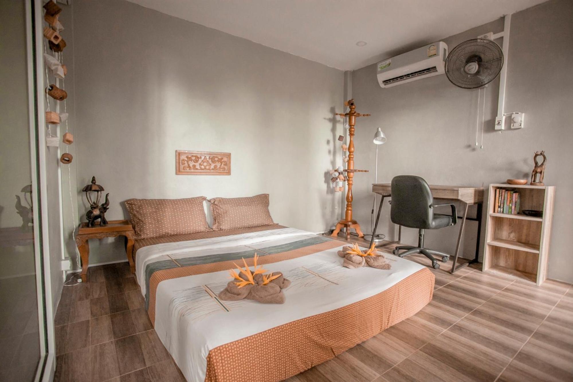 Cozy Huts Hotel Trat Szoba fotó