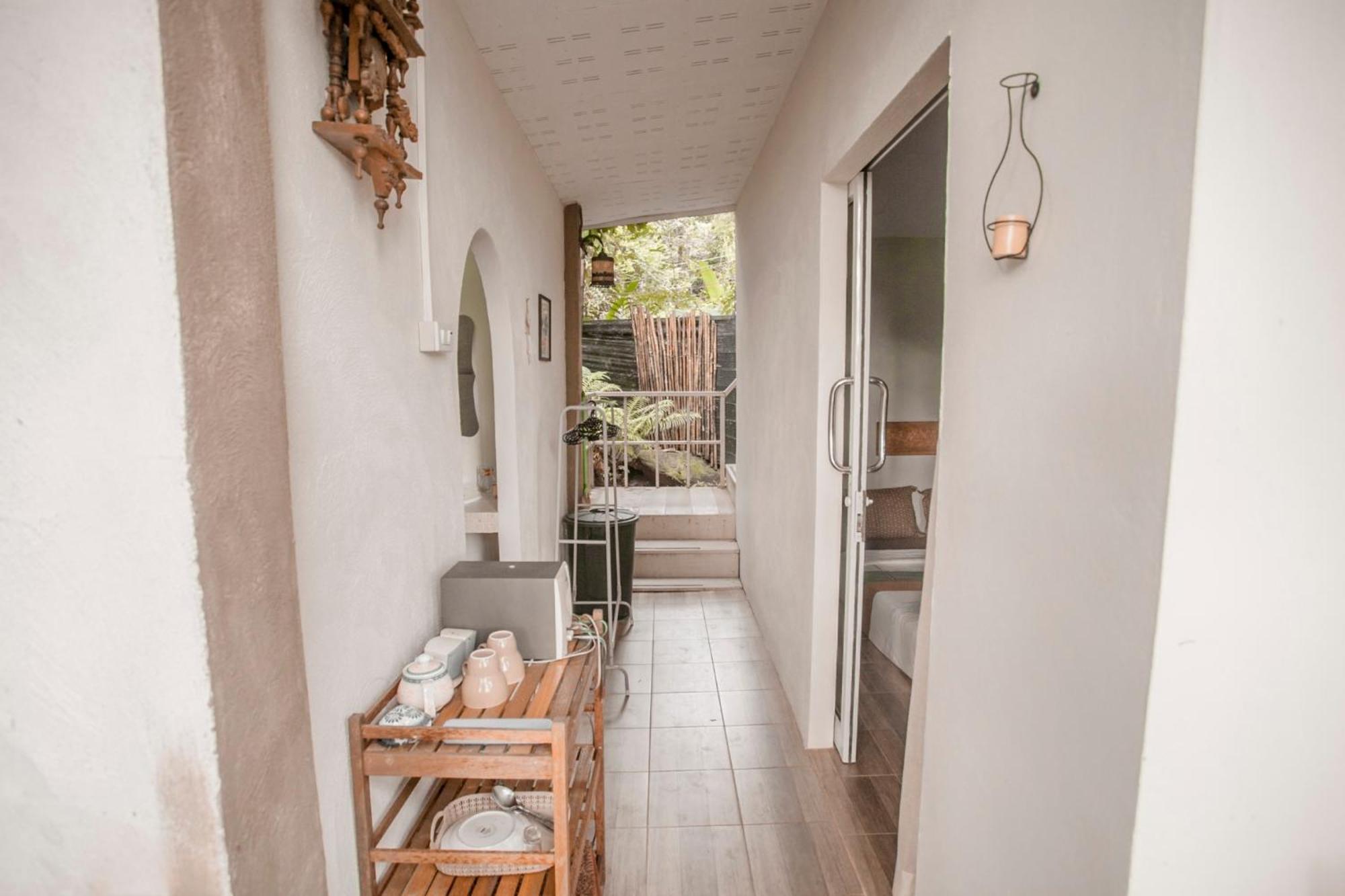Cozy Huts Hotel Trat Szoba fotó