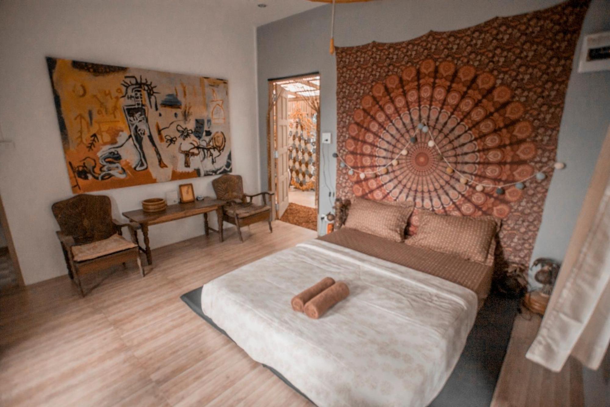 Cozy Huts Hotel Trat Szoba fotó